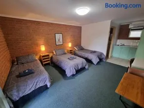 1st T Motel - Image 3