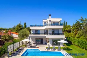 Villa K with Rooftop Jacuzzi, Sea View and Private Gym - Image 2