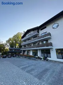 Vila Intre Lacuri - Image 2