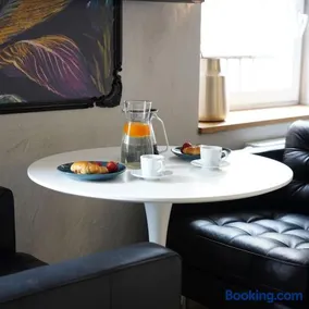 Apartament z Jacuzzi w Sercu Krakowa - Image 5