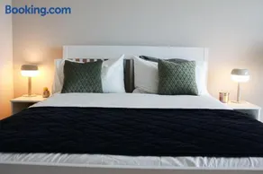 The Hive - Luxury Ensuite Room - Full Privacy as only room on the top floor! - Image 2
