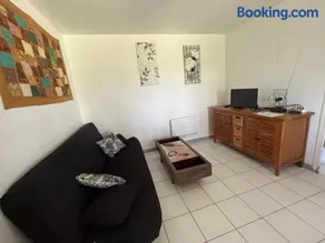 La Colline aux Chalets, Jaccuzi, Sauna - Image 3
