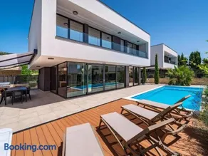 Villa Omega - Image 2