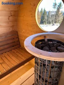 Marisel Escape Cabin - Image 2
