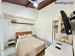 Casa de Condomínio com Piscina Aquecida, Ofurô Japonês, Churrasqueira, EV charger, BIG TV e 3 Suítes - Image 3