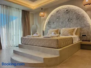 Bevimar Suites with Private Pool and Non Heated Jacuzzi - Image 2