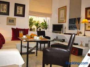 APARTAMENTO EN CENTRO HISTÓRICO con PARKING GRATIS - Image 1