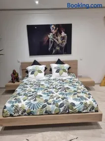 Love Room - Image 1