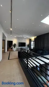Oro Aurelia Luxe Staycation Villa Near BLR - Image 2