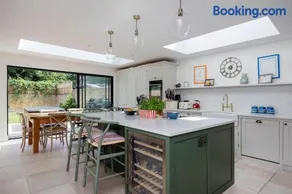 Veeve - A Wimbledon Home - Image 2