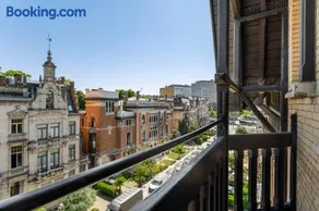 Boutique Baron Osy Suite First Terrace - Image 3