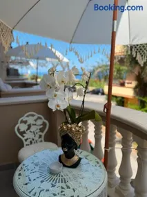 La Romantique Rooms and Apartments TROPEA - Image 2