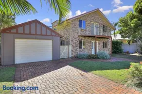 4 Grevillea Court - Image 2