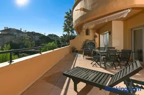 Beautiful 2 bedroms apartment located in Elviria Hills - Image 2