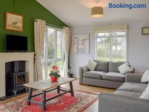 Buckland Lodge - Image 2