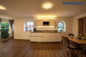 Engel Appartements Erker - Image 3