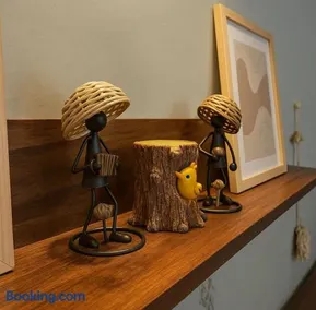 Boho paradise Luxurious 2bhk apartment near thalassa - Image 2