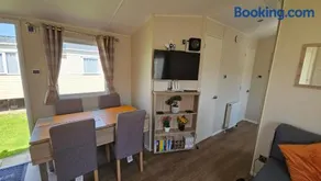 Great Yarmouth 10 Berth KP Holiday Home - NOW with Linen - Image 4