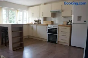 Crucis Park Estate - Image 3