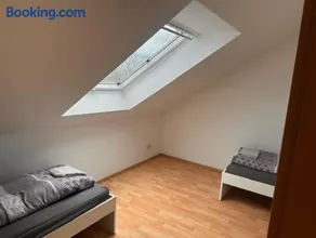 4 Personen I 2 Schlafzimmer I Wohnung Wörrstadt mit Parkplatz - Image 3