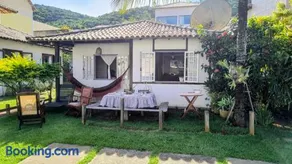 Refúgio Aconchegante no Peró Jardim Privativo Wi-Fi Ideal Casais Famílias e Home Office - Image 4
