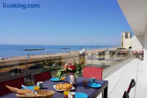 sur la plage ! - Image 1