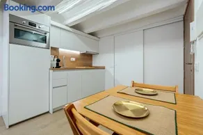 Hauzify I Apartaments La Plaça - Image 4