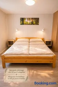Erholung pur in der Strandhussiedlung Rügen - Bungalow Ferienwohnung - bis 5 Personen - nur 100m zum Naturstrand - mitten im Kiefernwald - Ideal für Paare & Familien - Hunde herzlich willkommen - Image 3