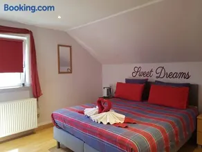 B&B Woodside - Image 5