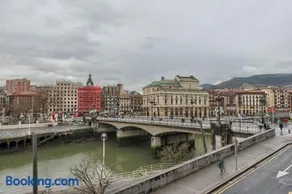 Piso Señorial con vistas a la ria - Image 1