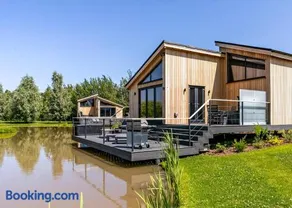 Woad Mill Lakeside Lodges - Image 4