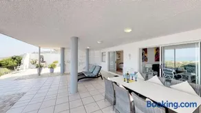 On The Beach Apartments - Image 3