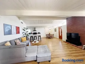 New Renovated 3B2B house - Image 2