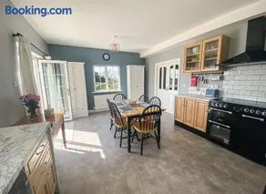 Hilltop Haven Kilmore by Trident Holiday Homes - Image 3