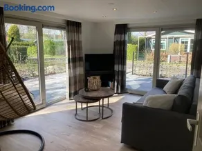 Luxe chalet met airco bij bos en zwemwater - Image 2
