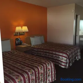 Avalon Motel - Image 3