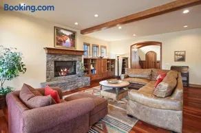 Drake Park Villa - Image 4