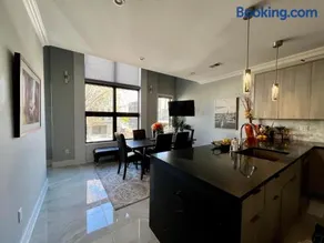Charles Peak Condo - JC Heights - Image 5