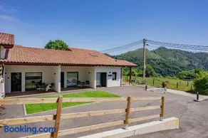 Apartamentos el Caneyón - Image 4