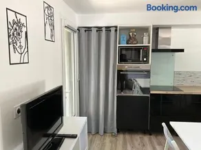 Le petit bastidon gîte à Oppède avec piscine - Image 2