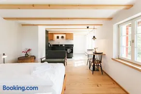 Hideaway Apartment by Carista Homes - Image 3