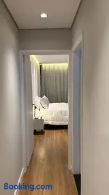 Apto 711 - Elegância com vista parcial da Praia - Image 2