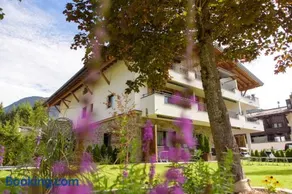 AKTIV Apartments by Peak Stay - Image 5