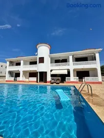 Apartment Tres Palmeras with pool - Image 1