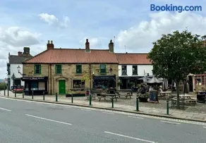 Townside Hideaway - Image 2