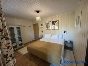 Fahal Guesthouse - Image 3