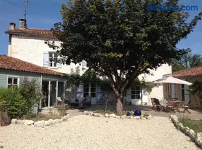 Lemonie Farmhouse - Image 1