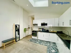 La maison Arkéa Aréna est climatisée avec ménage, draps et serviettes inclus - Image 4
