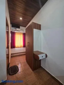 Hotel Prithesh Tourist Home - Image 2