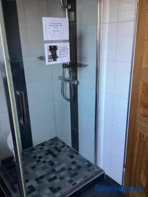 Wohlfühlen in gepflegter 70 qm Oberwohnung - Image 2
